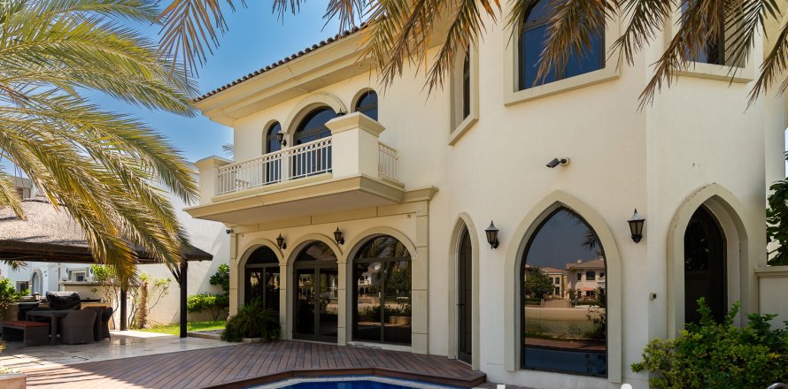 Vila u gradu Palm Jumeirah, Dubai, UAE 4 spavaće sobe, 689 m2 Br. 586094