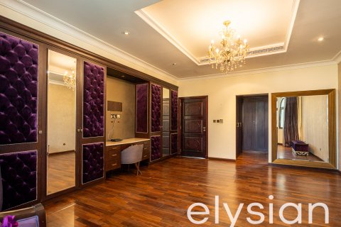 Vila u gradu Palm Jumeirah, Dubai, UAE 4 spavaće sobe, 689 m2 Br. 586094 - Slika 11