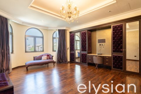 Vila u gradu Palm Jumeirah, Dubai, UAE 4 spavaće sobe, 689 m2 Br. 586094 - Slika 10