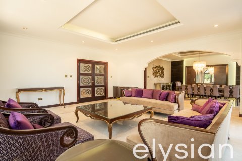 Vila u gradu Palm Jumeirah, Dubai, UAE 4 spavaće sobe, 689 m2 Br. 586094 - Slika 4