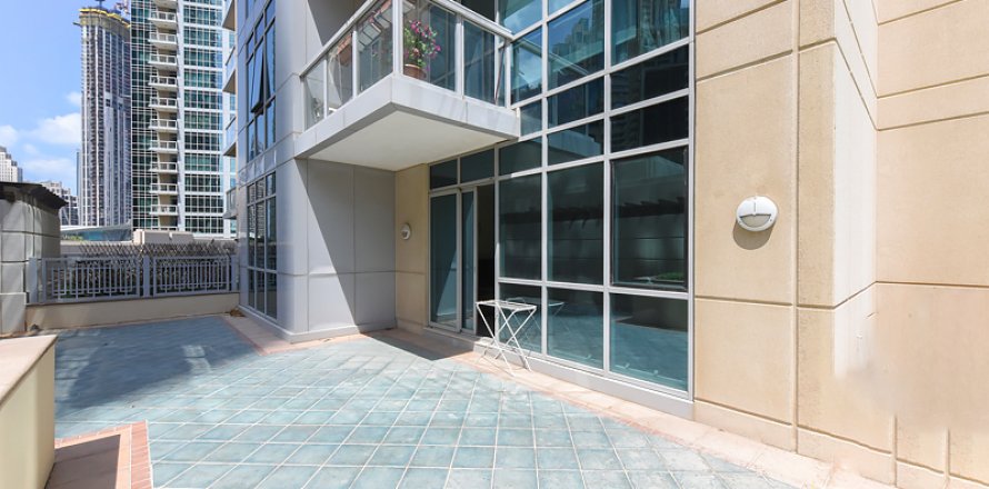 Apartament në Downtown Dubai (Downtown Burj Dubai), Emiratet e Bashkuara Arabe 1 dhomë gjumi, 153.94 m2. № 583754