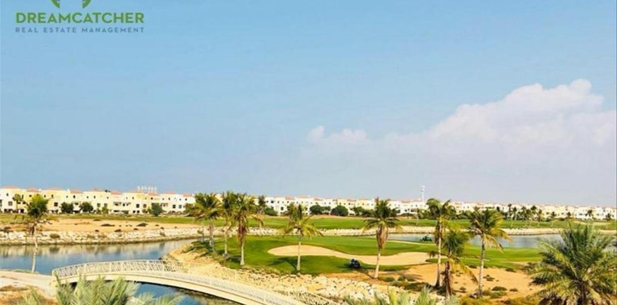 Villa in Al Hamra Village, Ras Al Khaimah, UAE 5 bedrooms, 982.5 sq.m. № 588401