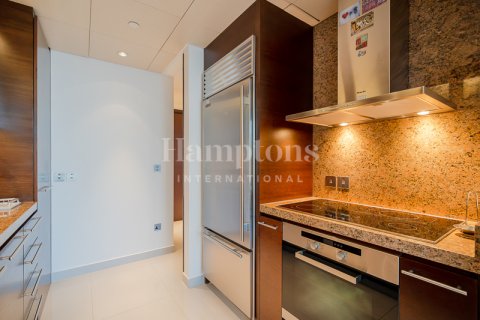 Apartment in Burj Khalifa, Dubai, UAE 1 bedroom, 76.73787800 sq.m. № 583778 - photo 10