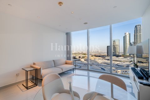 Apartment in Burj Khalifa, Dubai, UAE 1 bedroom, 76.73787800 sq.m. № 583778 - photo 5