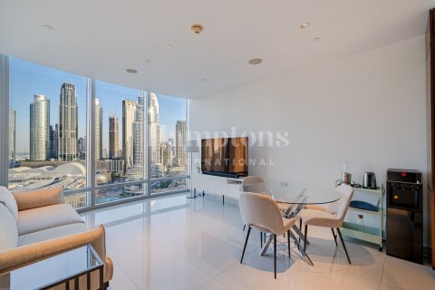 Apartment in Burj Khalifa, Dubai, UAE 1 bedroom, 76.73787800 sq.m. № 583778 - photo 6