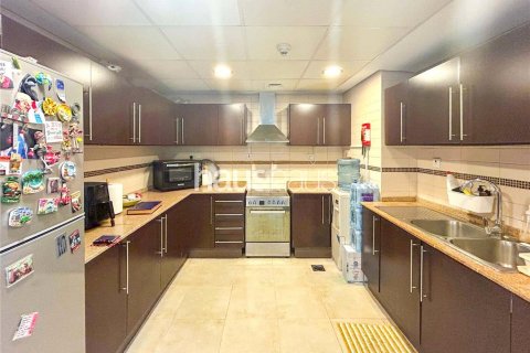 Byt v Jumeirah Lake Towers, Dubai, SAE 3 ložnice, 140 m² Č.: 625590 - fotografie 5