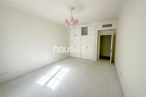 Vilë në Al Barsha, Dubai, Emiratet e Bashkuara Arabe 4 dhoma gjumi, 324 m2. № 627023 - Foto 19