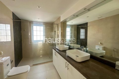 Vilë në Al Barsha, Dubai, Emiratet e Bashkuara Arabe 4 dhoma gjumi, 324 m2. № 627023 - Foto 29