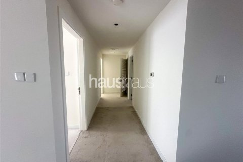 Vilë në Al Barsha, Dubai, Emiratet e Bashkuara Arabe 4 dhoma gjumi, 324 m2. № 627023 - Foto 18