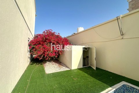 Vilë në Al Barsha, Dubai, Emiratet e Bashkuara Arabe 4 dhoma gjumi, 324 m2. № 627023 - Foto 12