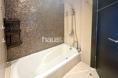 Business Bay, Dubai, UAE의 임대용 아파트 침실 1개, 80제곱미터 번호 627021 - 사진 7