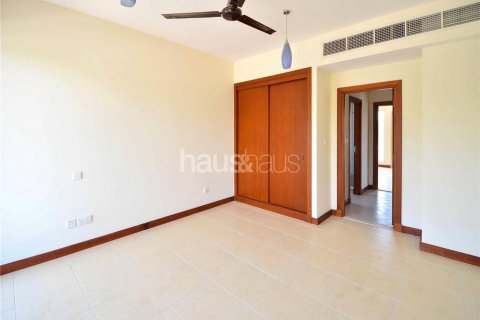 Villa til leie i Arabian Ranches, Dubai, Emiratene 3 soverom, 299 kvm Nr. 627020 - Foto 9