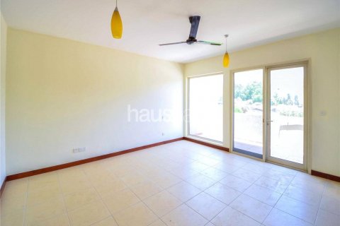 Villa til leie i Arabian Ranches, Dubai, Emiratene 3 soverom, 299 kvm Nr. 627020 - Foto 6
