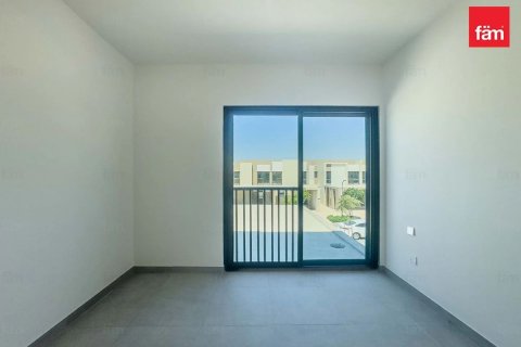 Townhouse in Dubai, UAE 4 bedrooms, 238.4 sq.m. № 574993 - photo 8