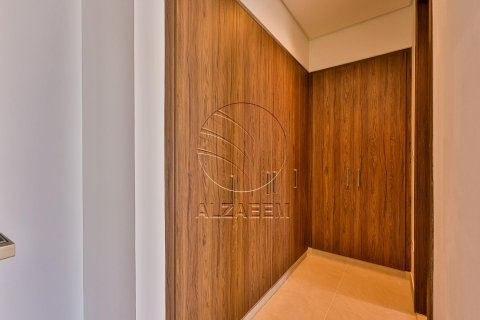 Vila di Saadiyat Island, Abu Dhabi, UAE 4 bilik tidur, 686 meter persegi № 615788 - foto 17