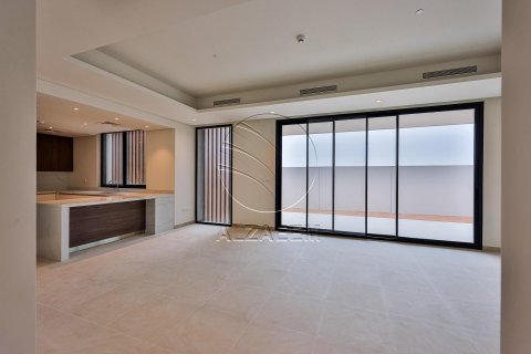 Vila di Saadiyat Island, Abu Dhabi, UAE 4 bilik tidur, 686 meter persegi № 615788 - foto 5