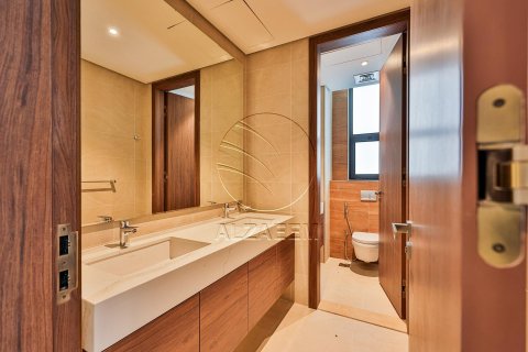 Vila di Saadiyat Island, Abu Dhabi, UAE 4 bilik tidur, 686 meter persegi № 615788 - foto 7