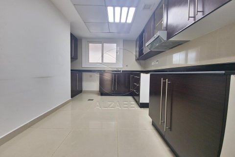Vilë në Al Reef, Abu Dhabi, Emiratet e Bashkuara Arabe 5 dhoma gjumi, 273 m2. № 615239 - Foto 6