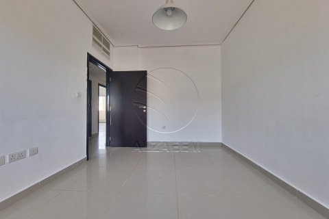 Vilë në Al Reef, Abu Dhabi, Emiratet e Bashkuara Arabe 5 dhoma gjumi, 273 m2. № 615239 - Foto 9