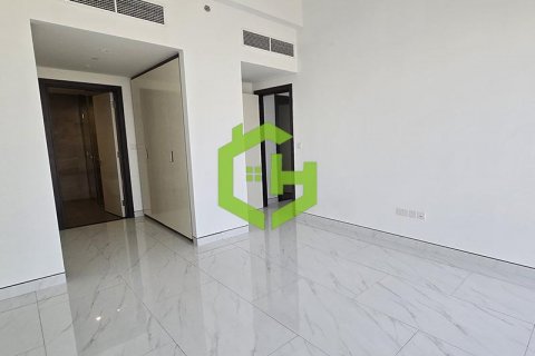 منزل ذو طابقين للبيع في Bur Dubai، دبي، الإمارات العربية المتحدة 3 غرفة نوم ، 267.7 متر مربع ، رقم 573994 - صورة 2