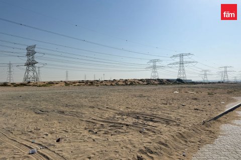 Land in Dubai, UAE 1715.3 sq.m. № 582762 - photo 13