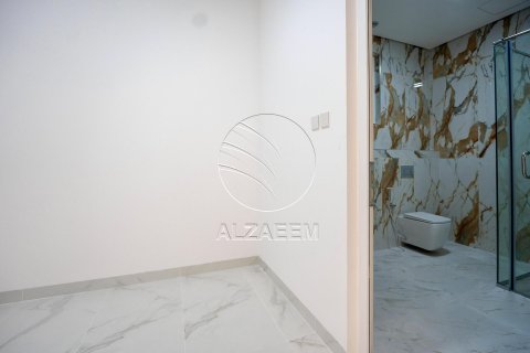 Vilë në Al Shamkha, Abu Dhabi, Emiratet e Bashkuara Arabe 5 dhoma gjumi, 510 m2. № 615914 - Foto 15