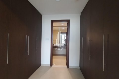 Apartment sa Corniche Road, Abu Dhabi, UAE 4 silid-tulugan, 195.1 sq.m. № 572847 - larawan 5