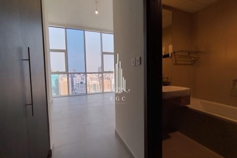 Apartment sa Corniche Road, Abu Dhabi, UAE 4 silid-tulugan, 195.1 sq.m. № 572847 - larawan 13