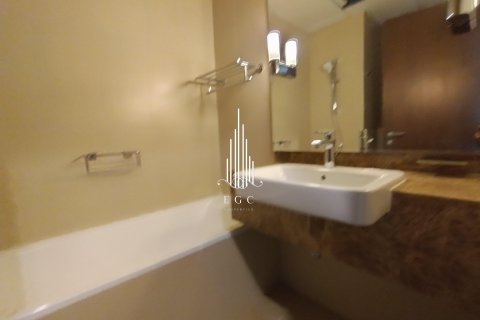 Apartment sa Corniche Road, Abu Dhabi, UAE 4 silid-tulugan, 195.1 sq.m. № 572847 - larawan 28