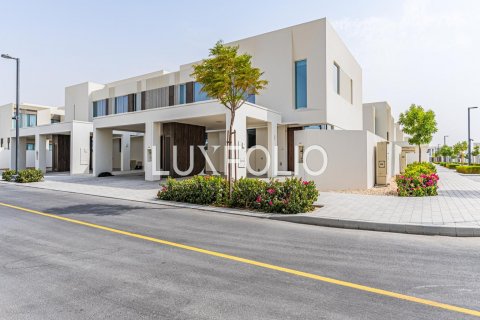 Shtëpi në qytet në The Valley, Dubai, Emiratet e Bashkuara Arabe 4 dhoma gjumi, 257 m2. № 627346 - Foto 3