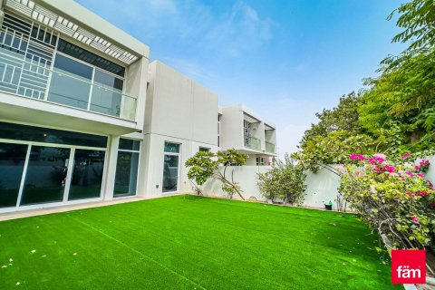 Řadový dům v Dubai, SAE 3 ložnice, 210.6 m² Č.: 633025 - fotografie 2