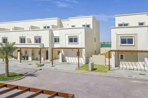 Complex rezidențial CONTEMPORARY VILLAGE în Al Reef, Abu Dhabi, EAU №198900