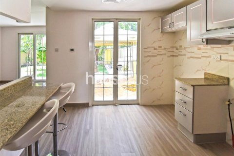 The Springs, Dubai, BAE’de kiralık вилла 2 yatak odası, 167 m&sup2; No 626635 - fotoğraf 14