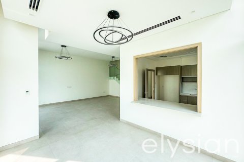 Villa te huur in Al Furjan, Dubai, VAE 4 slaapkamers, 330 vr.m., nr 586244 - foto 3