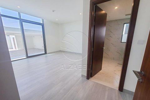 Вилла Абу-Даби, БАӘ-да 4 жатын бөлмелер, 722 м² № 615273 - фото 12