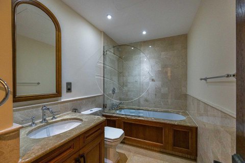 Müüa ridamaja on the Saadiyat Island, Abu Dhabi, AÜE: 3 magamistoaga, 401 m² Nr 615275 - pilt 20
