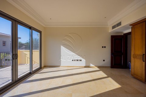 Müüa ridamaja on the Saadiyat Island, Abu Dhabi, AÜE: 3 magamistoaga, 401 m² Nr 615275 - pilt 11