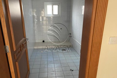 Villa in Marina Village, Abu Dhabi, UAE 5 bedrooms, 613 sq.m. № 615278 - photo 14