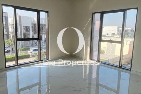 Vila na Yas Island, Abu Dhabi, SAE 4 ložnice, 502 m² Č.: 608544 - fotografie 6