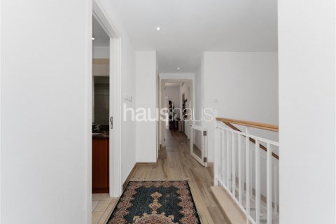 Vilë në The Springs, Dubai, Emiratet e Bashkuara Arabe 3 dhoma gjumi, 251 m2. № 626411 - Foto 9