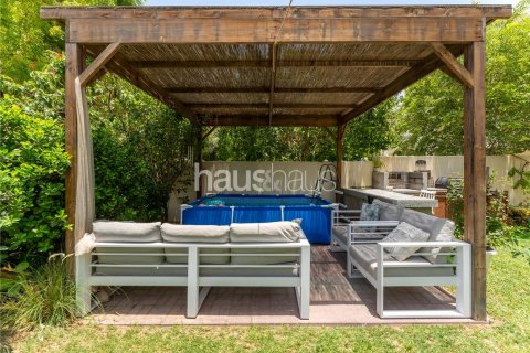 Vilë në The Springs, Dubai, Emiratet e Bashkuara Arabe 3 dhoma gjumi, 251 m2. № 626411 - Foto 17