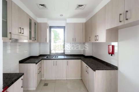 Vilë në Reem, Dubai, Emiratet e Bashkuara Arabe 3 dhoma gjumi, 321 m2. № 626496 - Foto 3