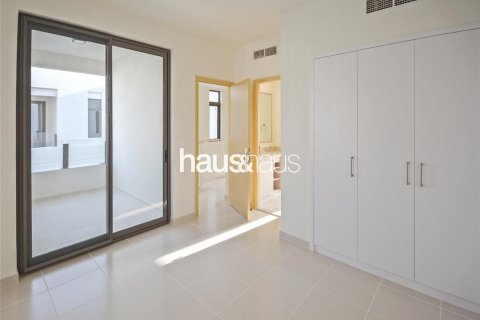 Vilë në Reem, Dubai, Emiratet e Bashkuara Arabe 3 dhoma gjumi, 321 m2. № 626496 - Foto 6