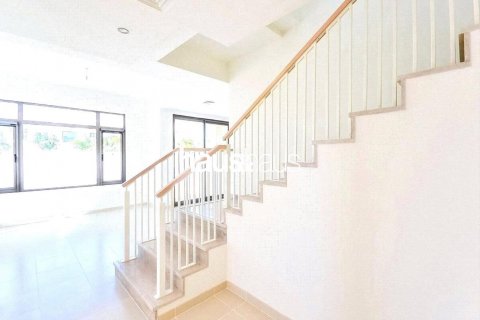 Vilë në Reem, Dubai, Emiratet e Bashkuara Arabe 3 dhoma gjumi, 321 m2. № 626496 - Foto 4