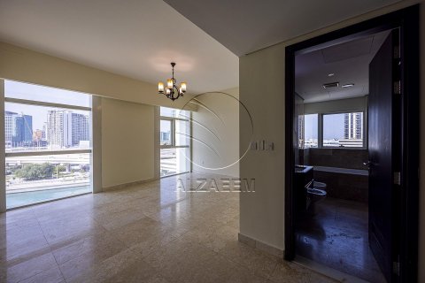 Apartmen di Al Reem Island, Abu Dhabi, UAE 2 bilik tidur, 135 meter persegi № 615064 - foto 2