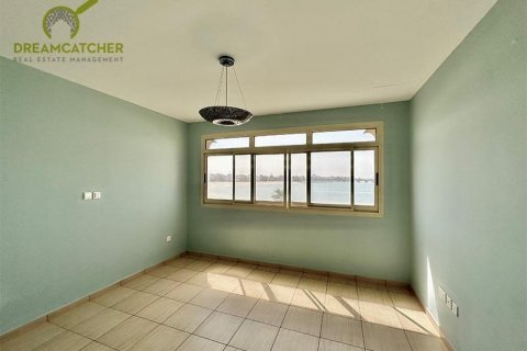 Villa sa Al Hamra Village, Ras Al Khaimah, UAE 5 silid-tulugan, 1207.7 sq.m. № 588804 - larawan 24