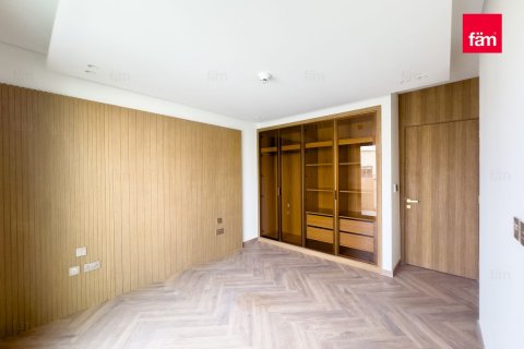 Vilë në Dubai, Emiratet e Bashkuara Arabe 3 dhoma gjumi, 219.9 m2. № 621352 - Foto 17