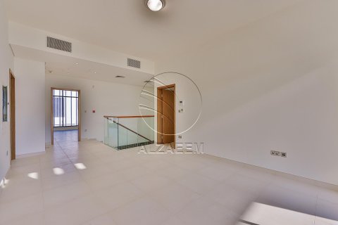 Vila na Yas Island, Abu Dhabi, SAE 5 ložnice, 674 m² Č.: 614997 - fotografie 10