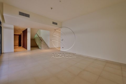 Vila na Yas Island, Abu Dhabi, SAE 5 ložnice, 674 m² Č.: 614997 - fotografie 3
