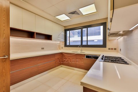 Vila na Yas Island, Abu Dhabi, SAE 5 ložnice, 674 m² Č.: 614997 - fotografie 5